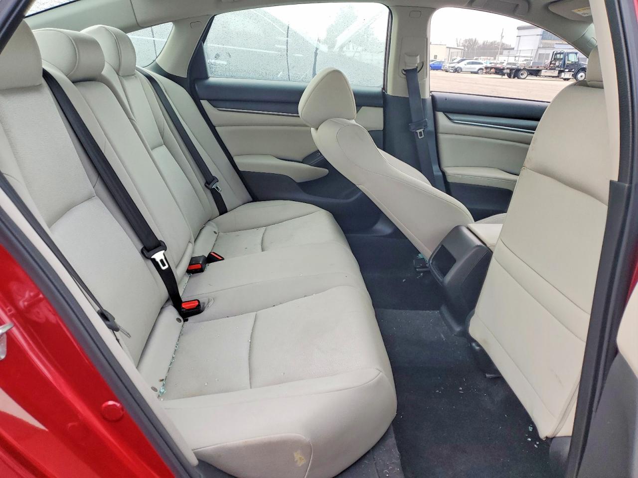 2018 HONDA ACCORD LX photo 10