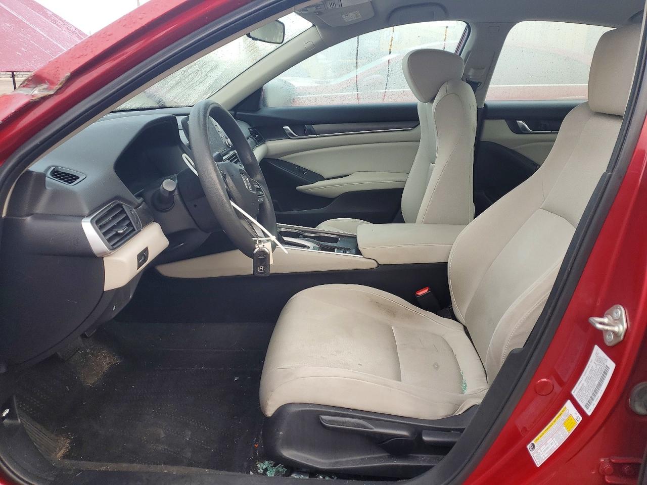 2018 HONDA ACCORD LX photo 7