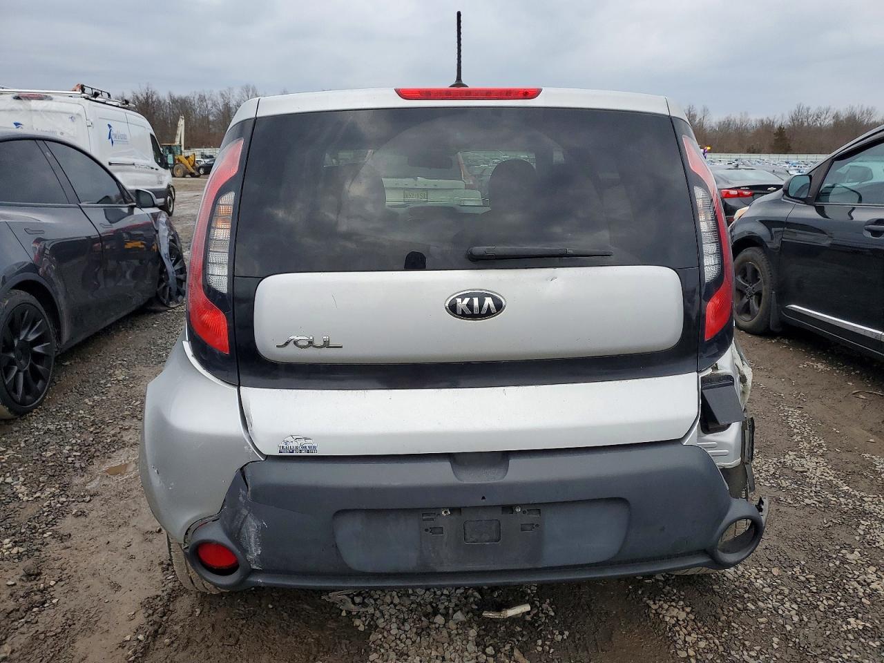 2015 KIA SOUL + photo 6