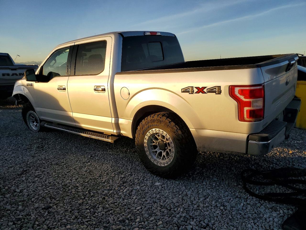 2019 FORD F150 SUPERCREW photo 2
