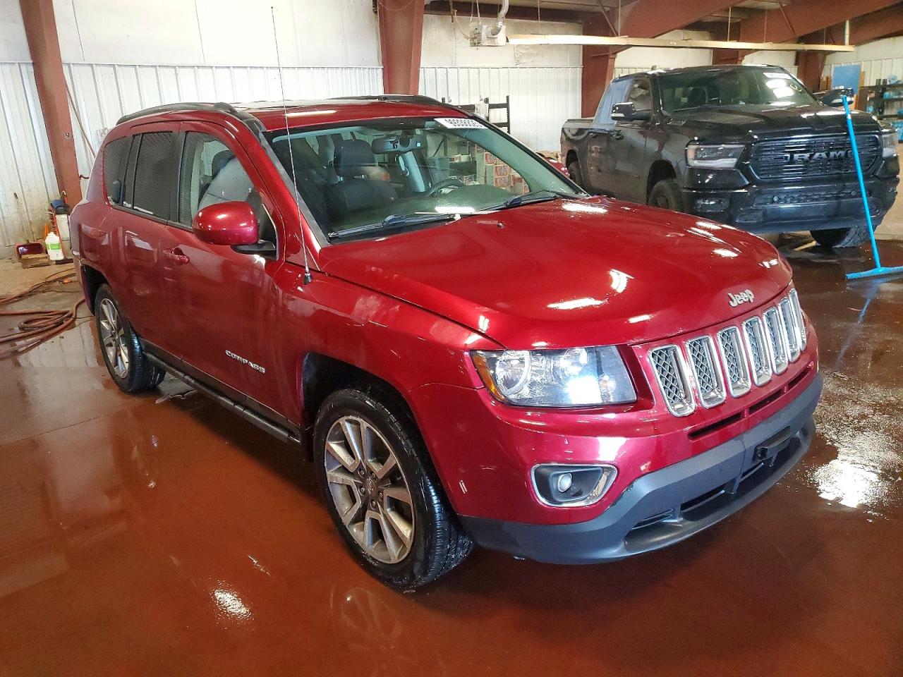 2017 JEEP COMPASS LATITUDE photo 4