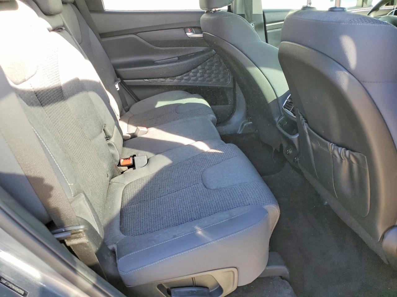 2019 HYUNDAI SANTA FE SE photo 11