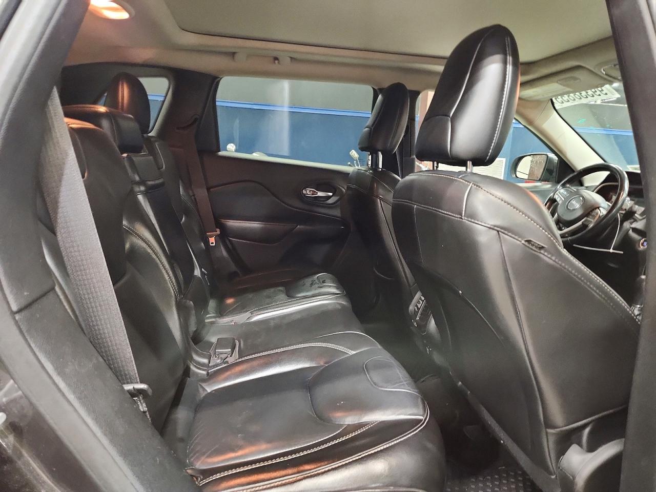 2015 JEEP CHEROKEE LIMITED photo 11