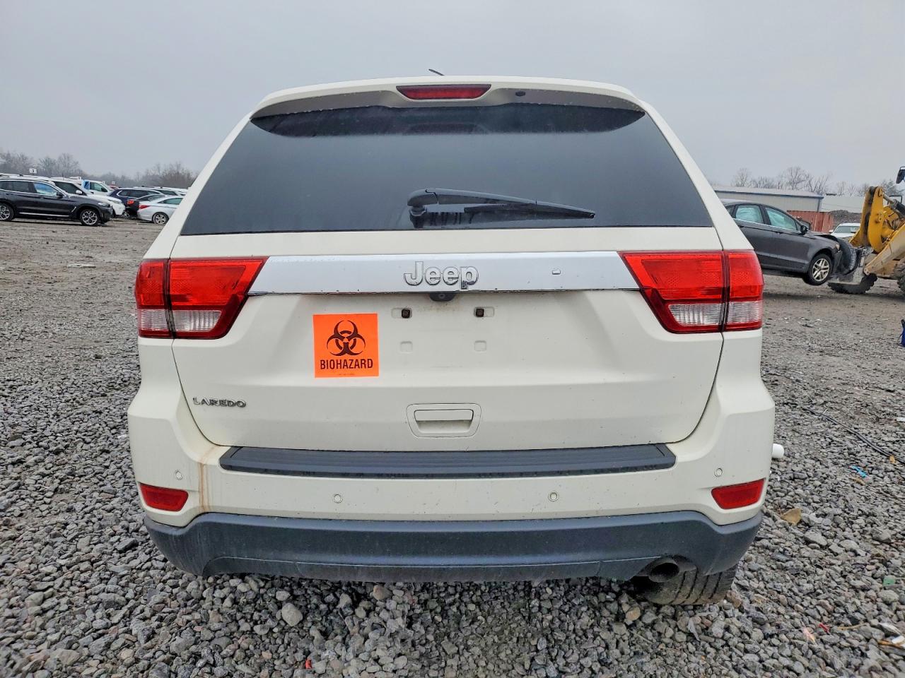 2012 JEEP GRAND CHEROKEE LAREDO photo 6