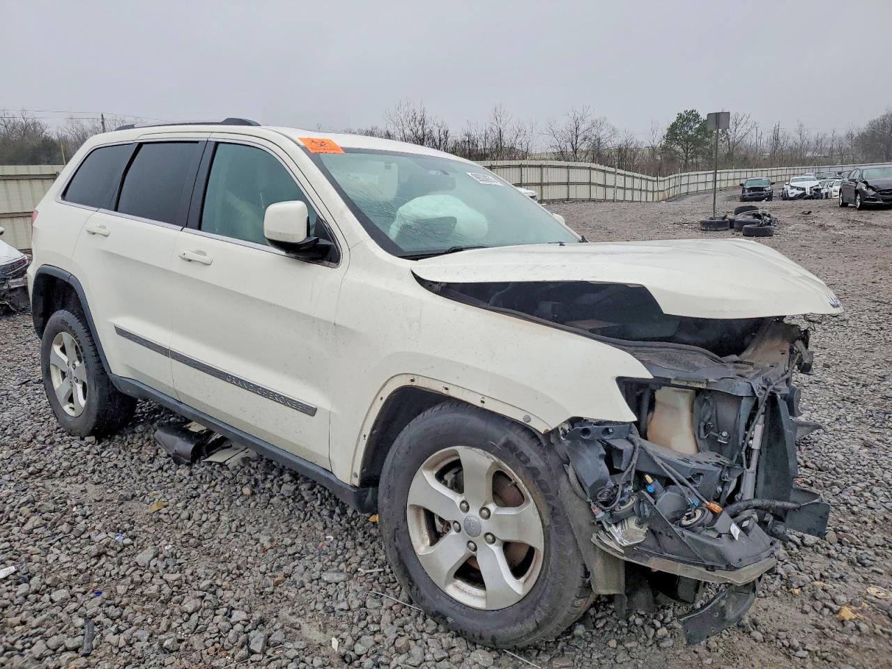 2012 JEEP GRAND CHEROKEE LAREDO photo 4