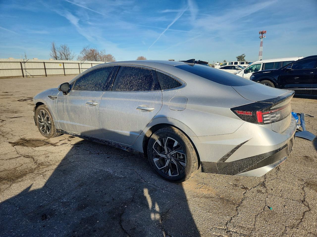 2024 HYUNDAI SONATA SEL photo 2