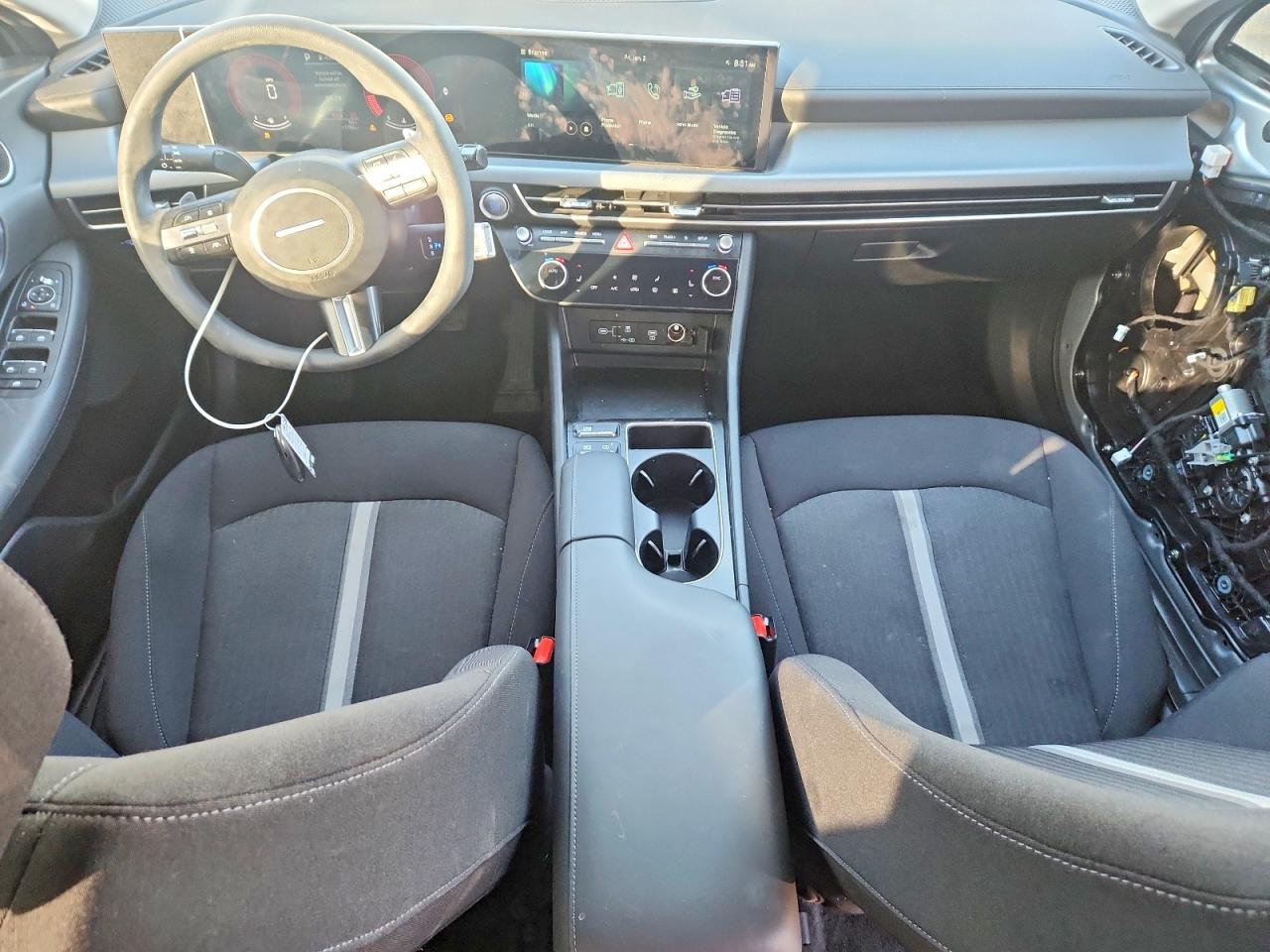 2024 HYUNDAI SONATA SEL photo 8