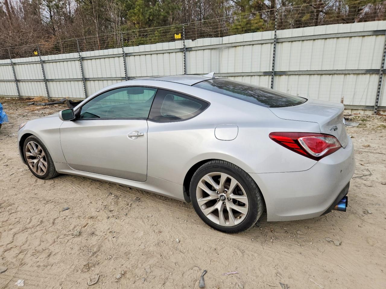 2014 HYUNDAI GENESIS COUPE 2.0T photo 2