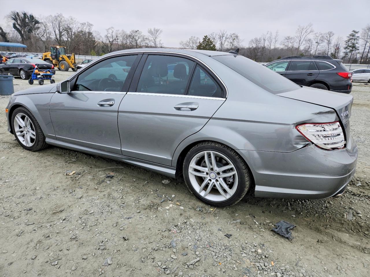 2014 MERCEDES-BENZ C 250 photo 2