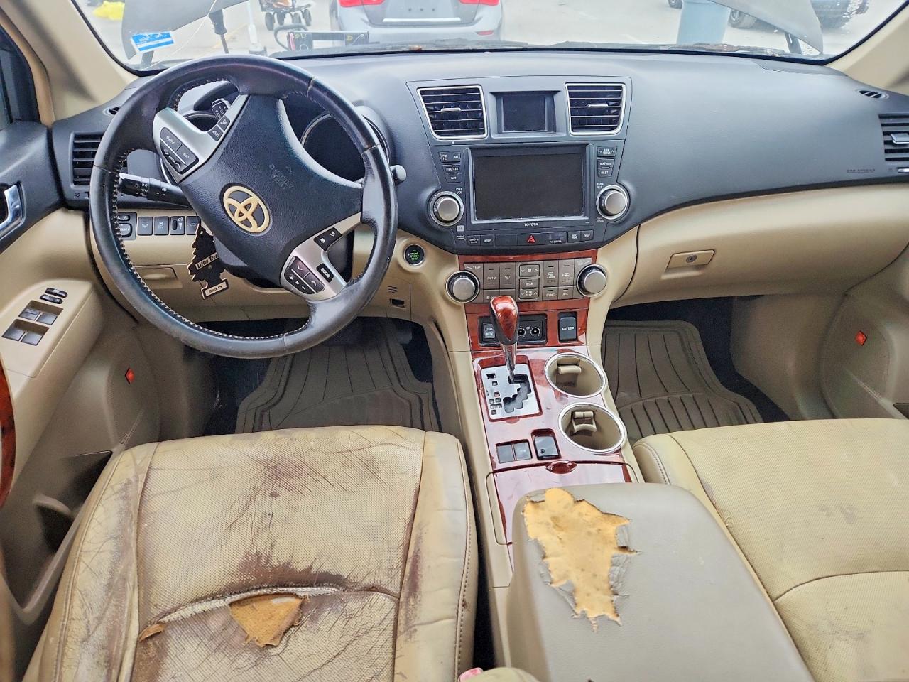 2012 TOYOTA HIGHLANDER LIMITED photo 8