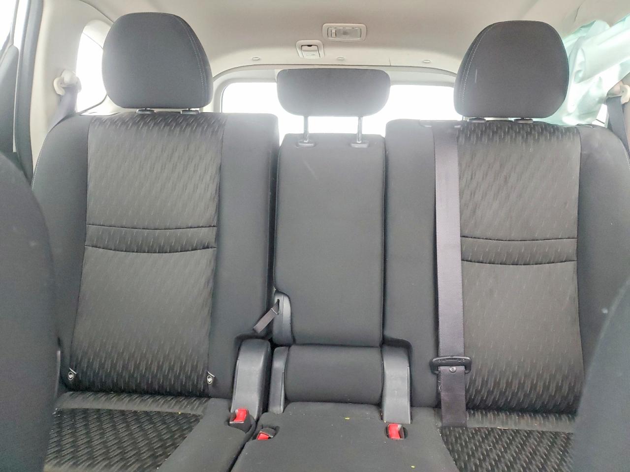 2018 NISSAN ROGUE S photo 10
