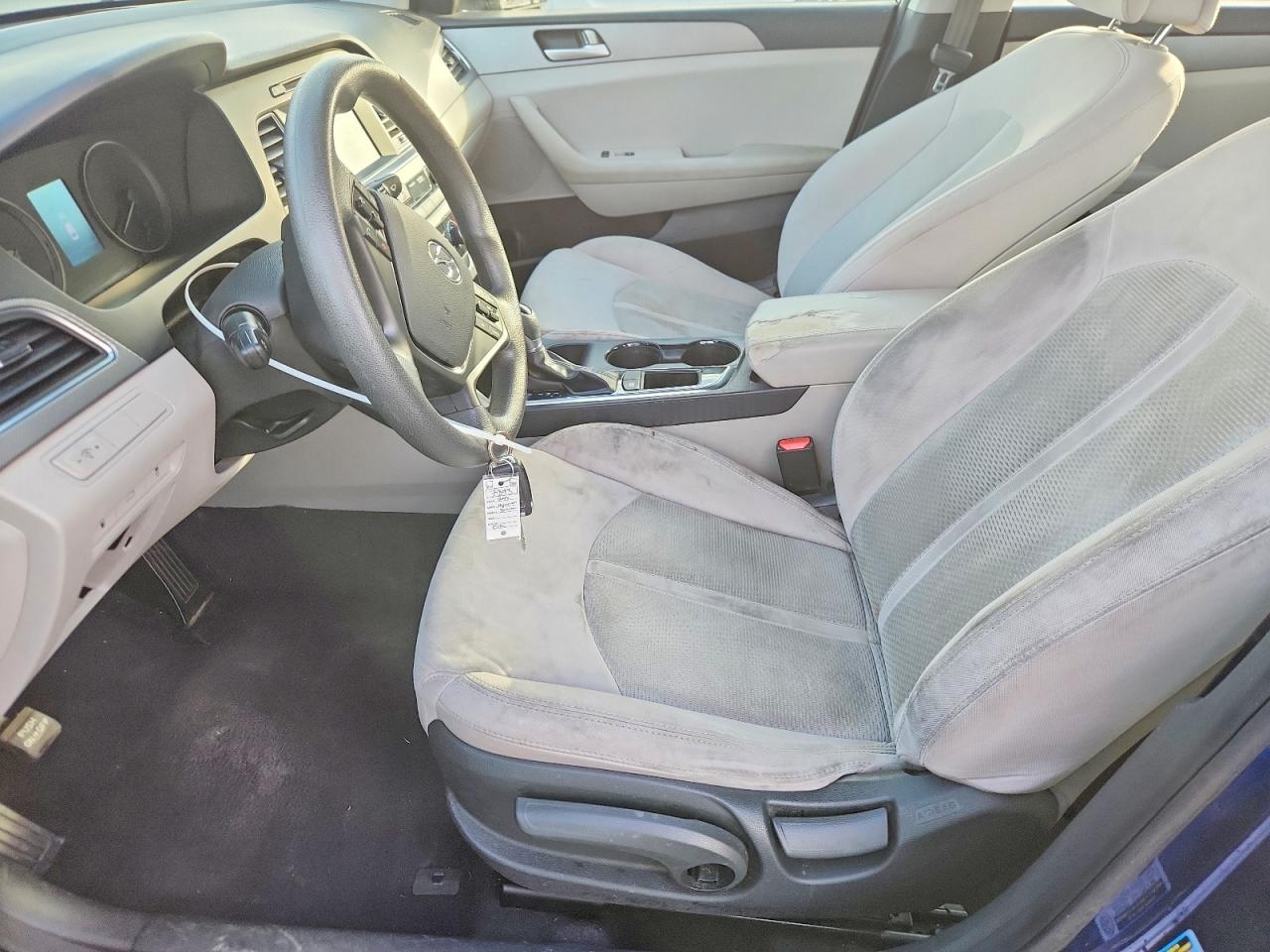 2016 HYUNDAI SONATA SE photo 7