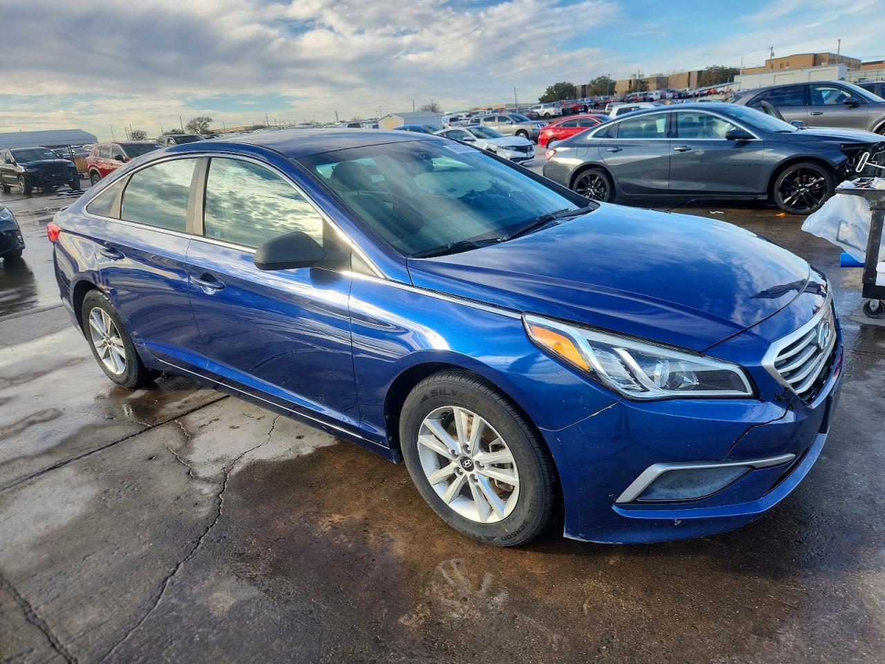 2016 HYUNDAI SONATA SE photo 4
