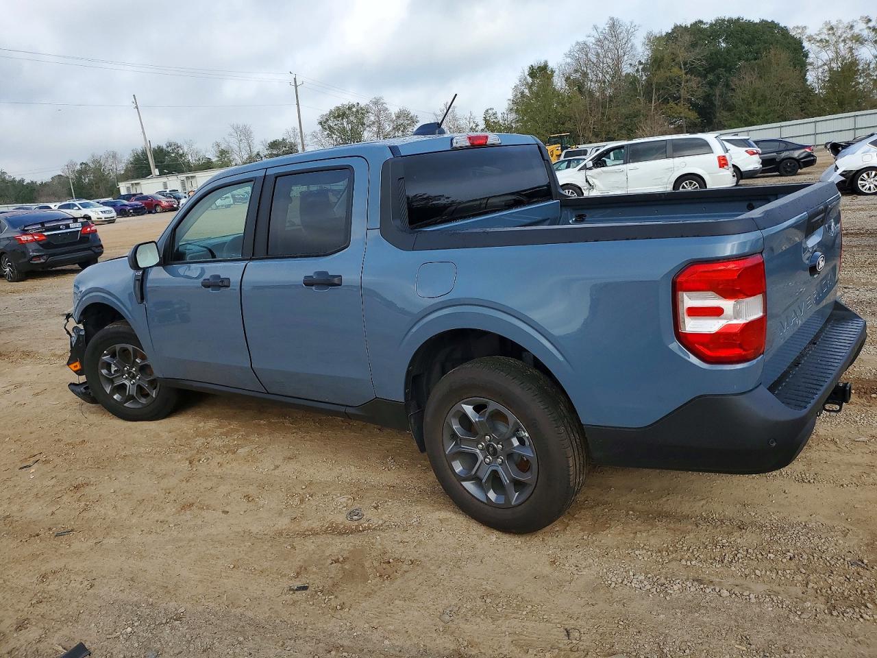 2025 FORD MAVERICK XLT photo 2