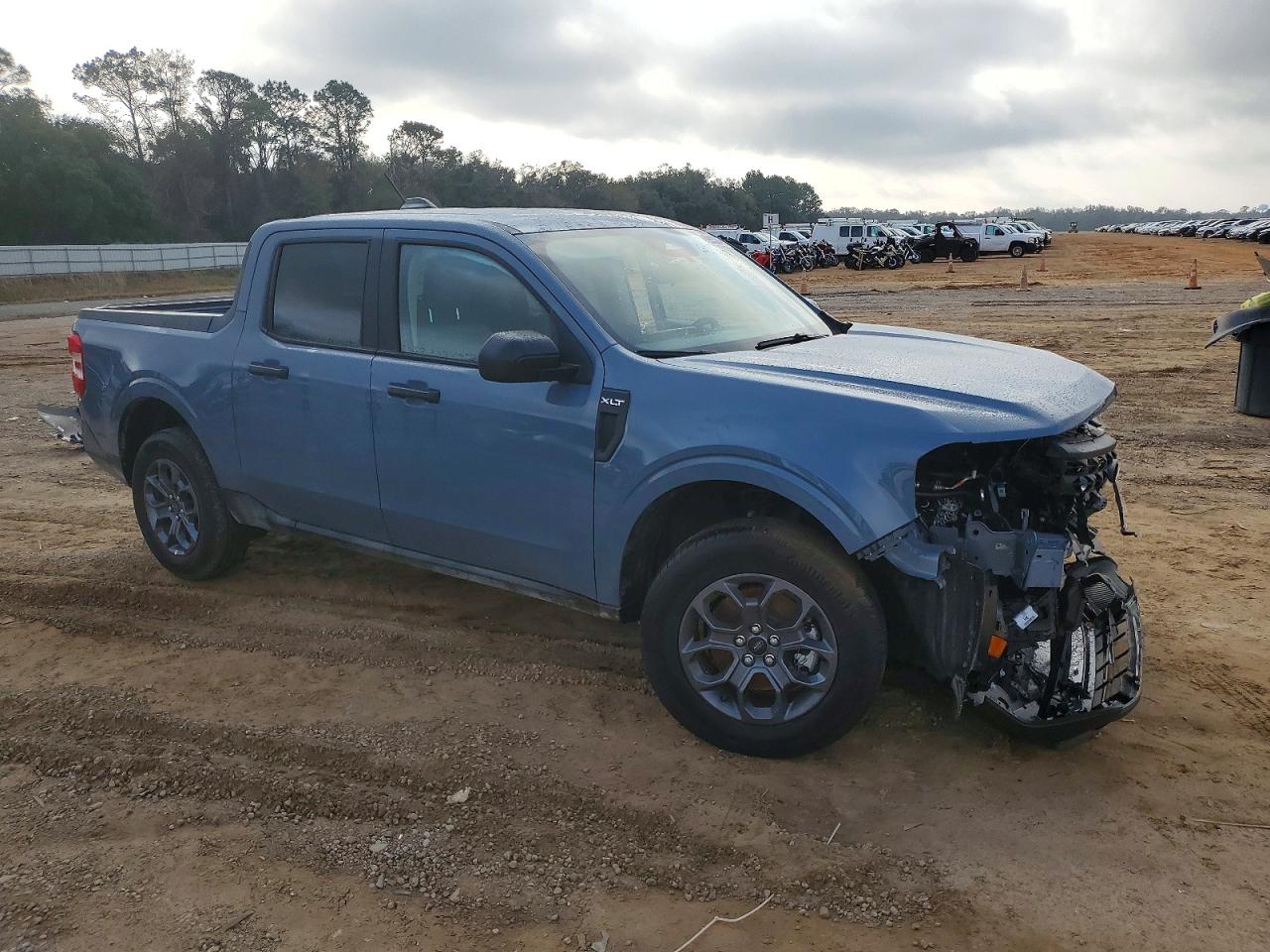 2025 FORD MAVERICK XLT photo 4