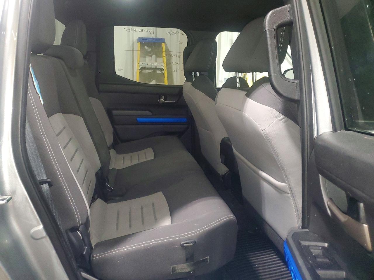 2024 TOYOTA TACOMA DOUBLE CAB photo 10