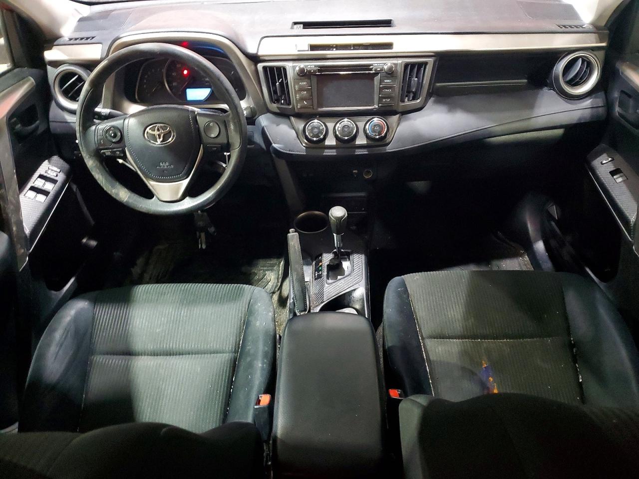 2015 TOYOTA RAV4 LE photo 8