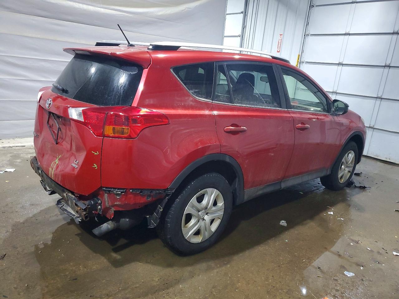 2015 TOYOTA RAV4 LE photo 3
