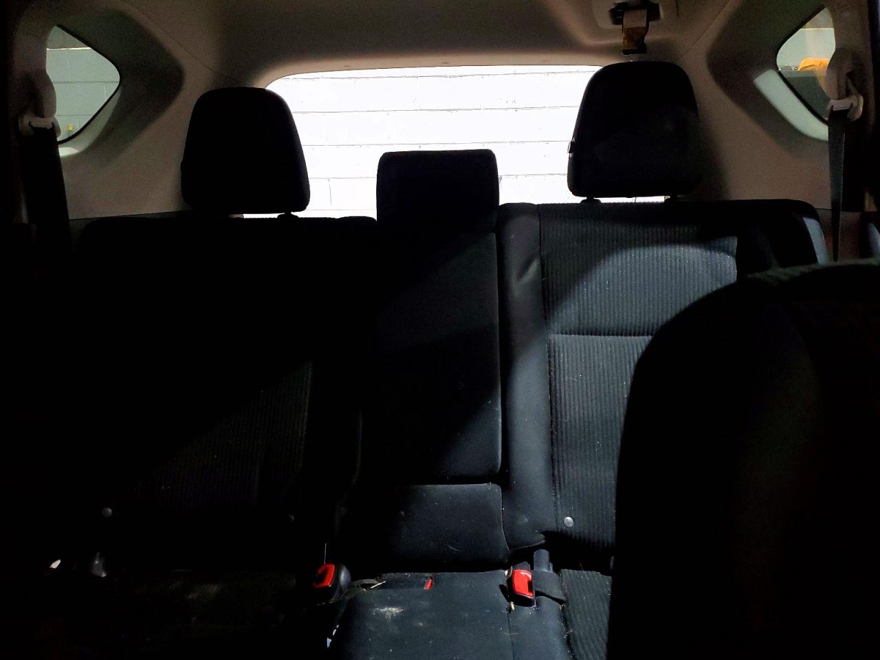 2015 TOYOTA RAV4 LE photo 10