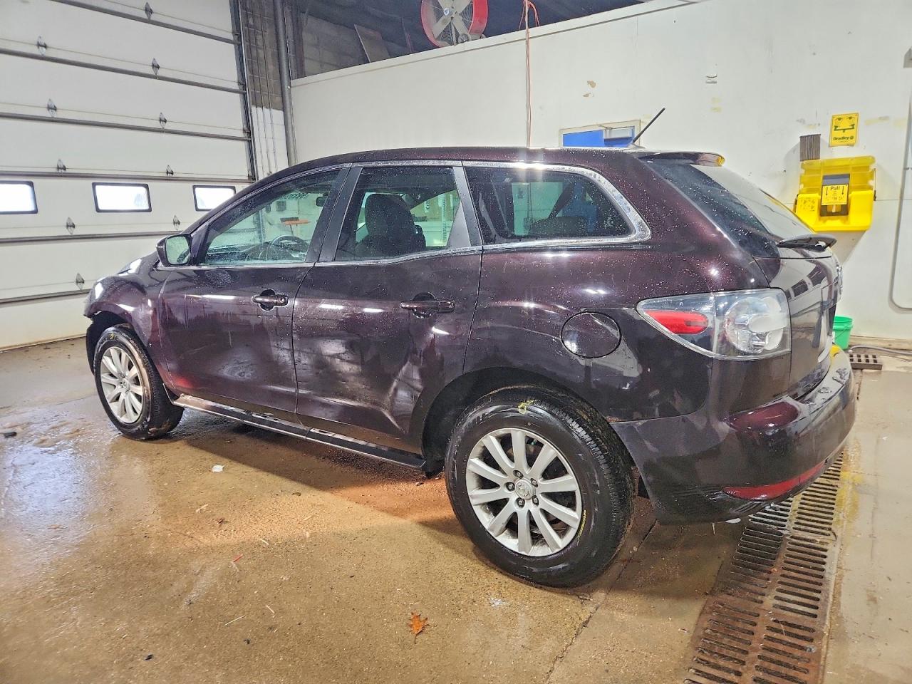 2011 MAZDA CX-7 photo 2