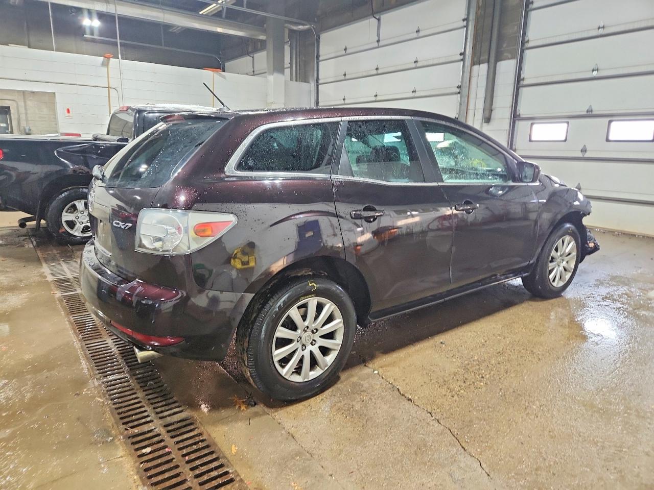 2011 MAZDA CX-7 photo 3
