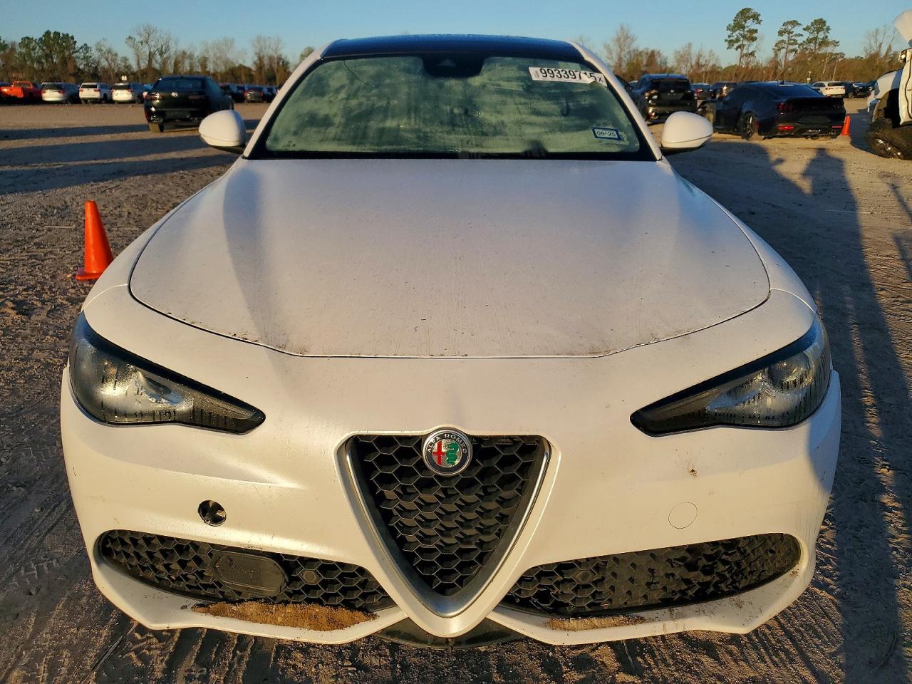 2017 ALFA ROMEO GIULIA TI photo 5