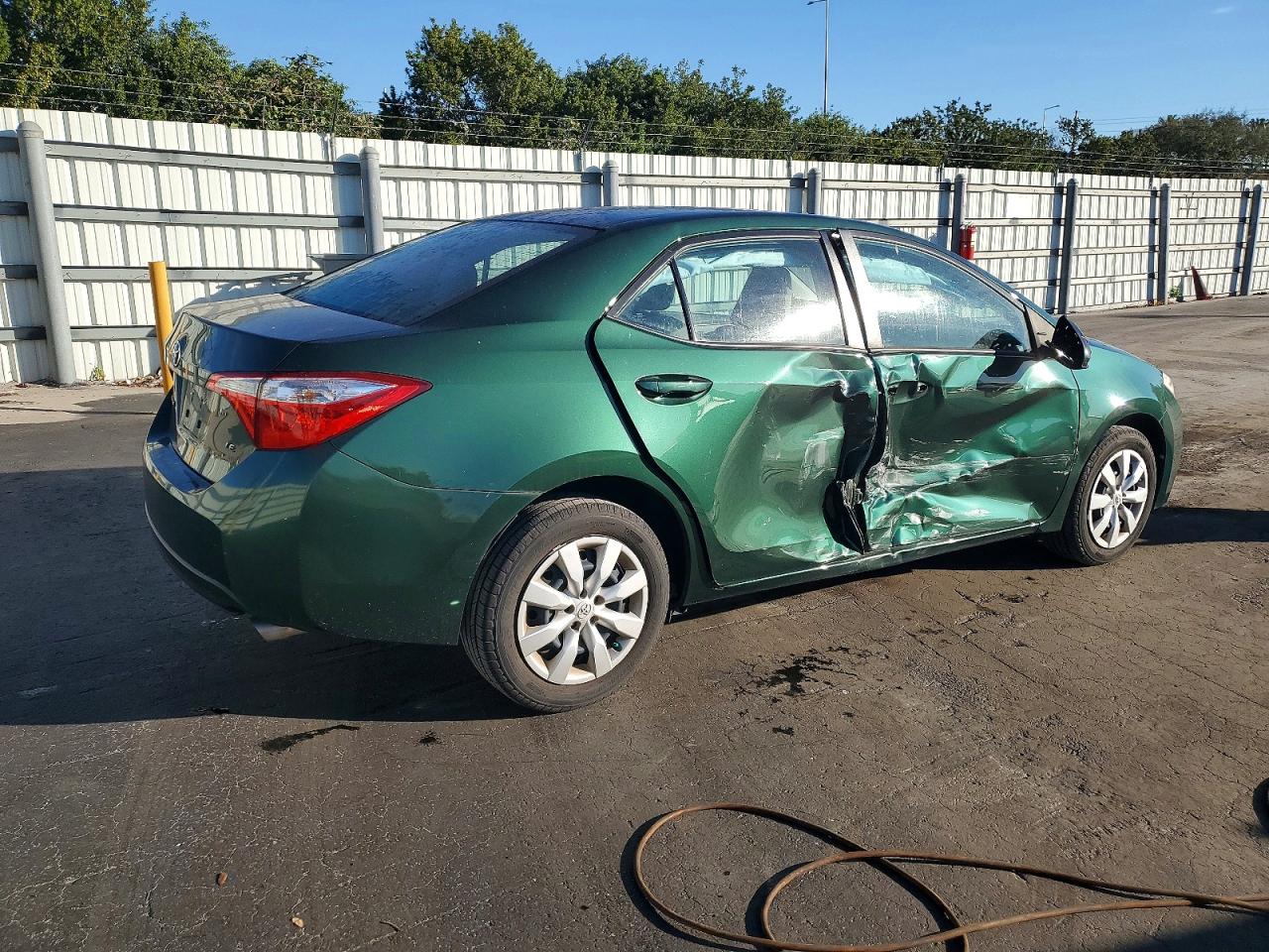 2016 TOYOTA COROLLA L photo 5