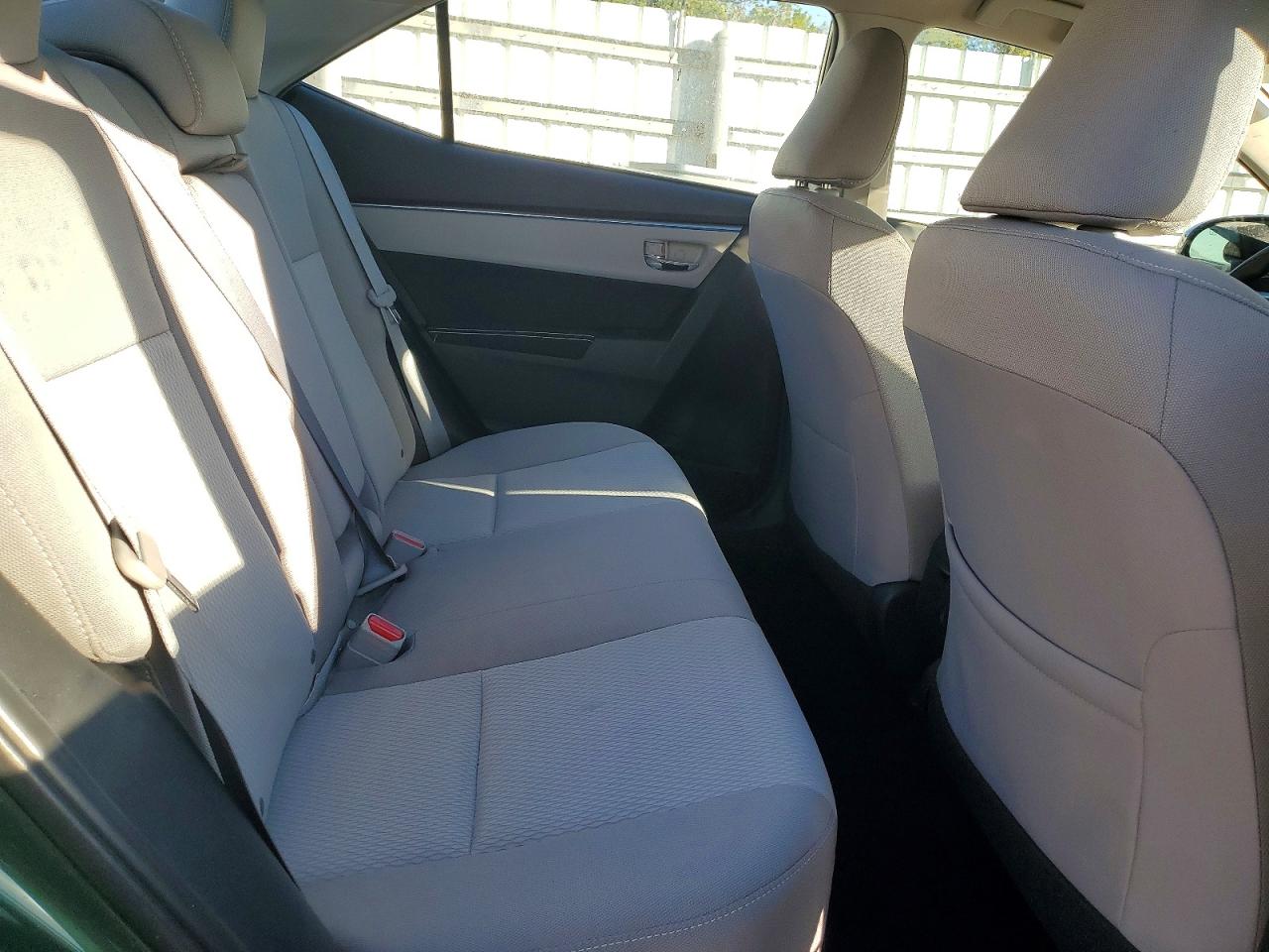 2016 TOYOTA COROLLA L photo 19