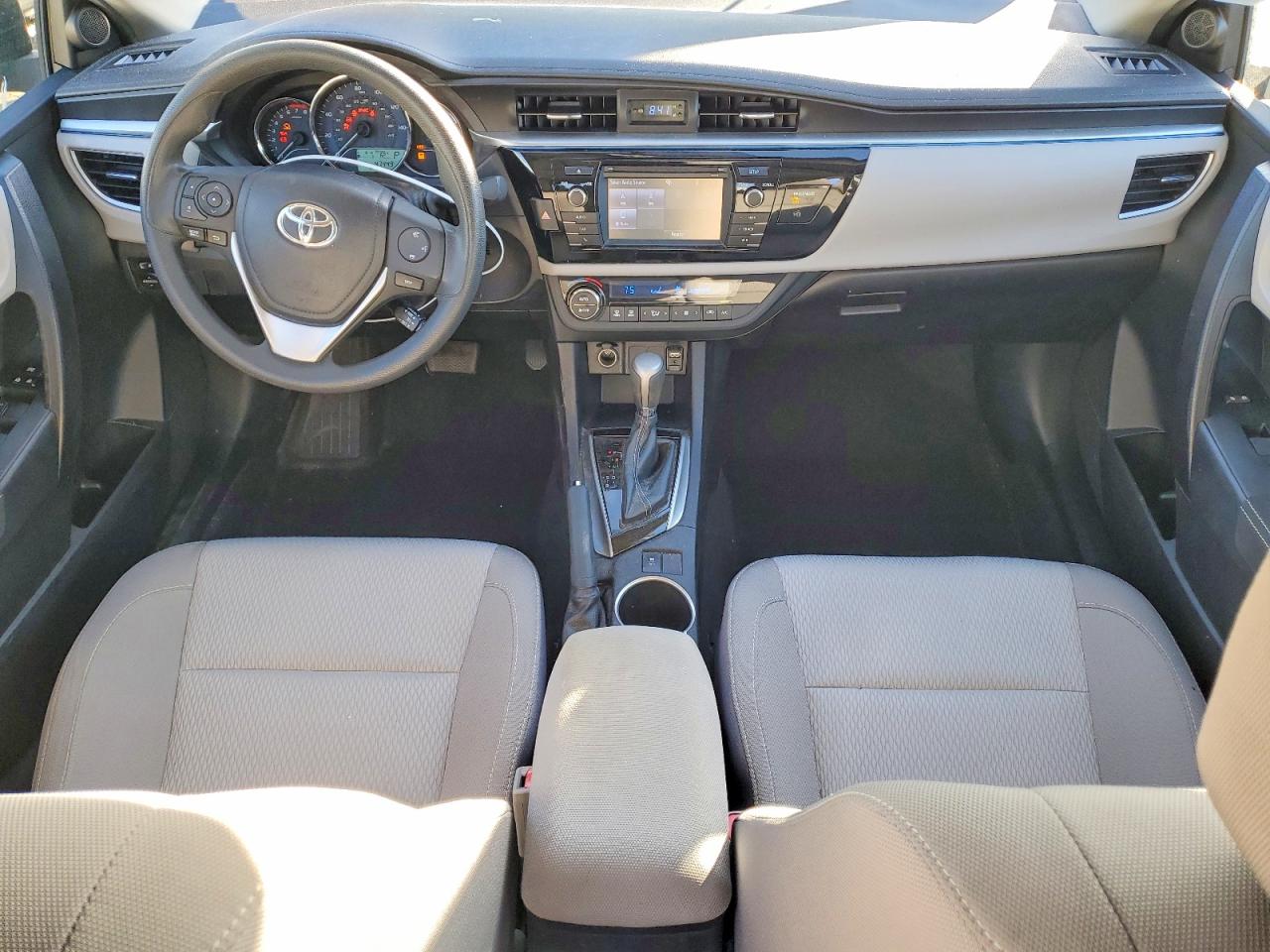 2016 TOYOTA COROLLA L photo 15