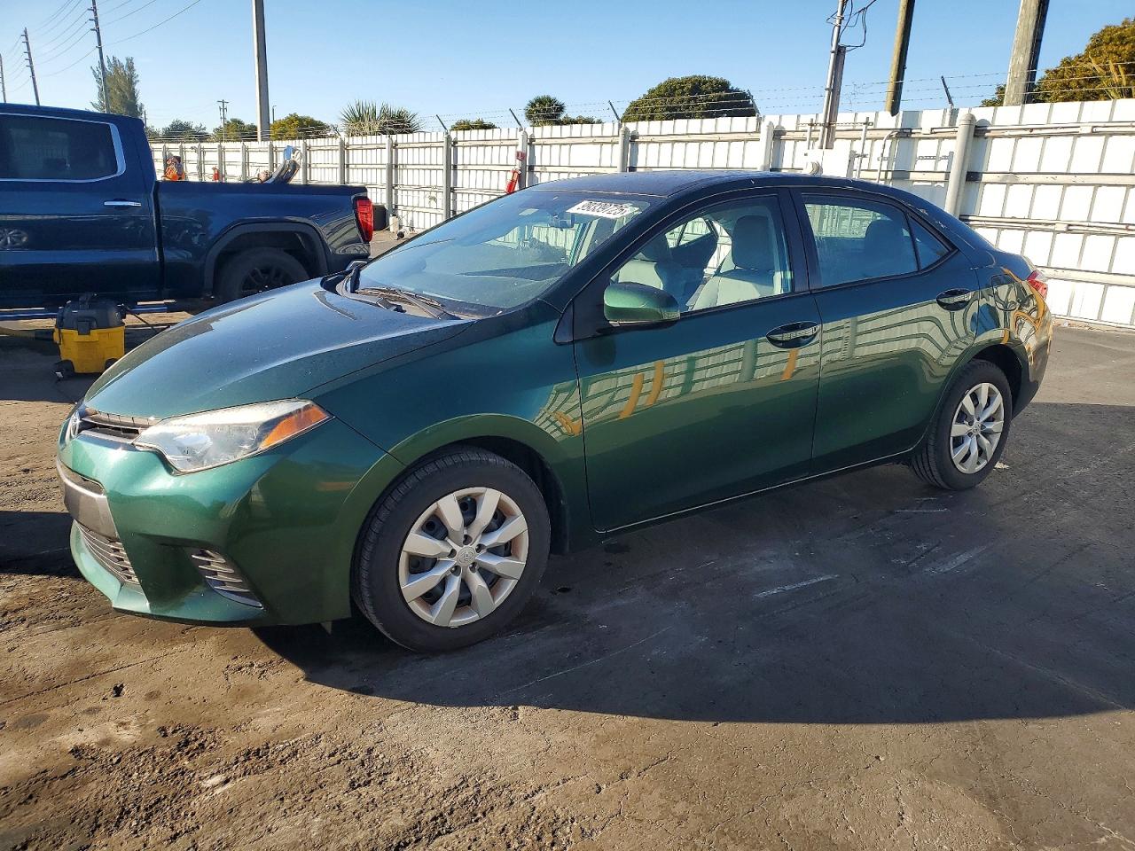 2016 TOYOTA COROLLA