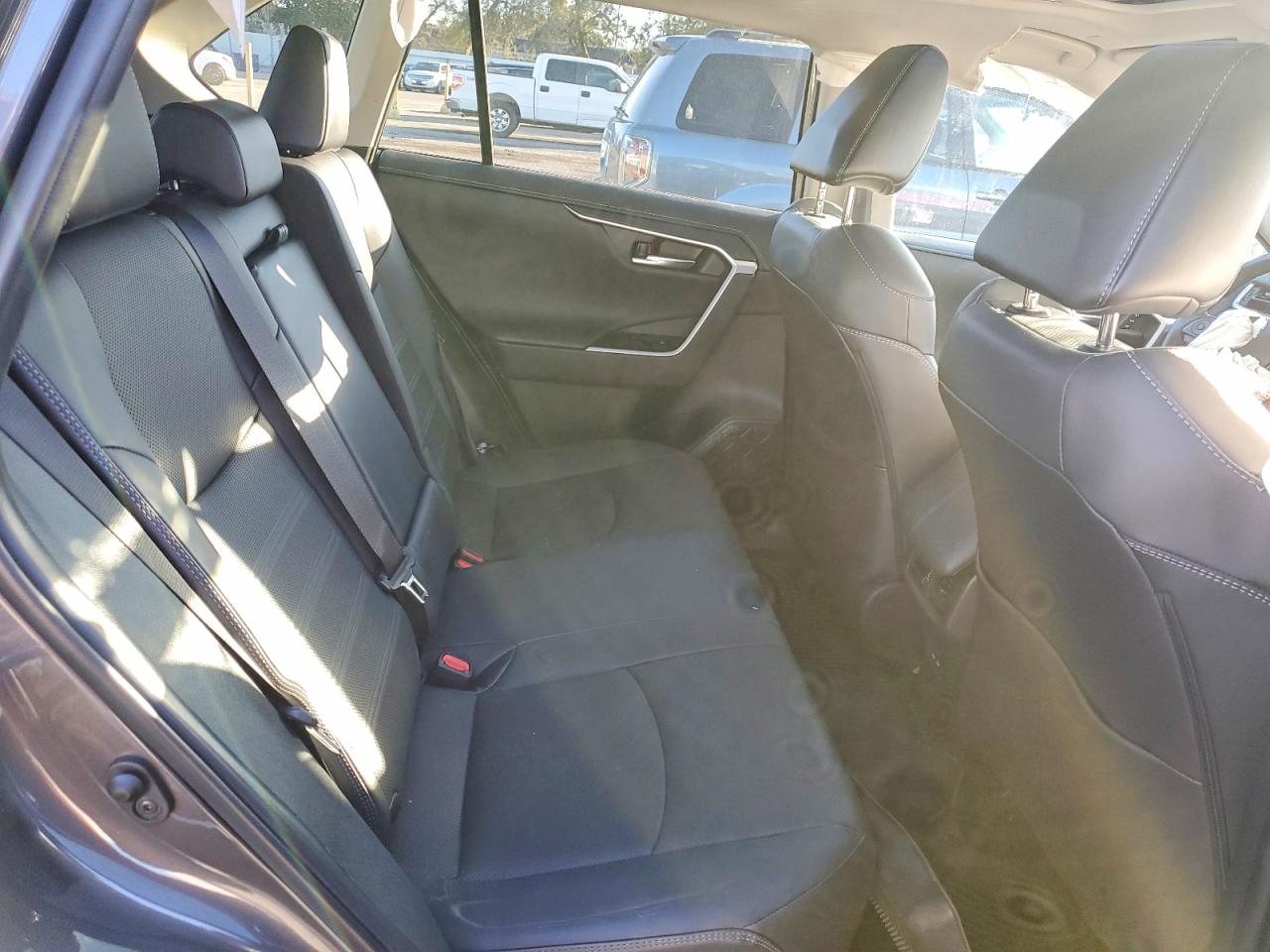 2024 TOYOTA RAV4 LIMITED photo 11