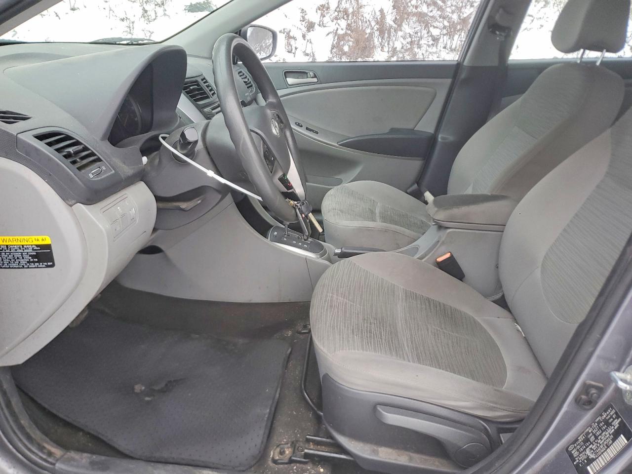 2015 HYUNDAI ACCENT GLS photo 13