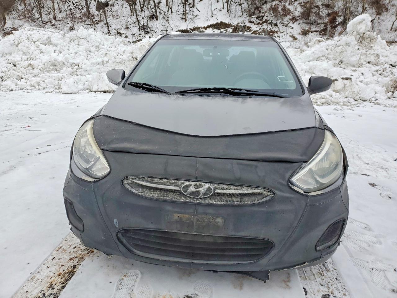 2015 HYUNDAI ACCENT GLS photo 9
