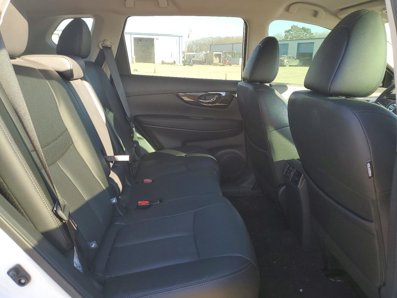2020 NISSAN ROGUE S photo 21