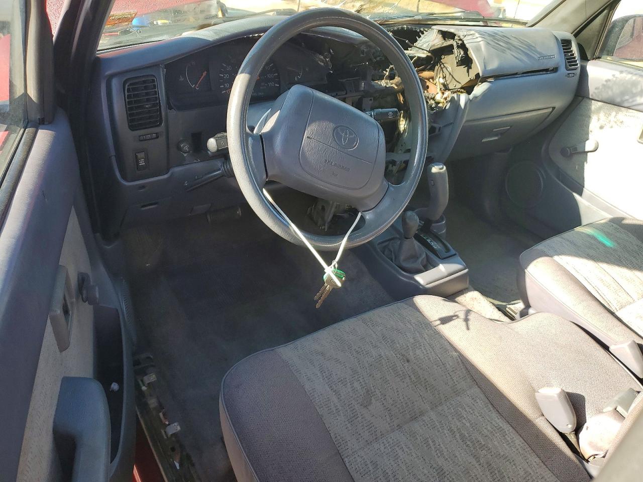 1998 TOYOTA TACOMA XTRACAB photo 8