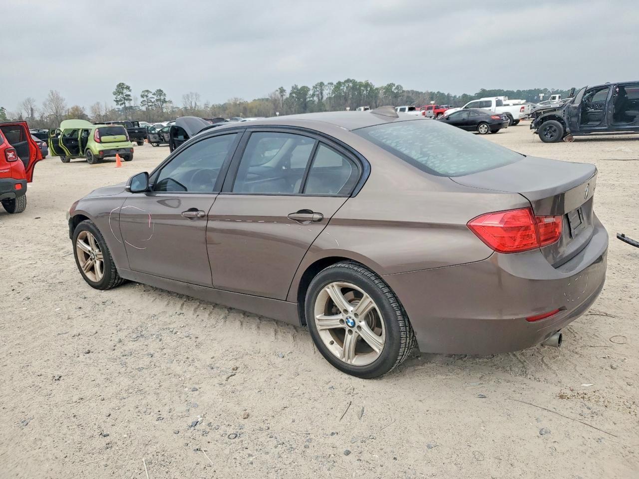 2015 BMW 320 I photo 2