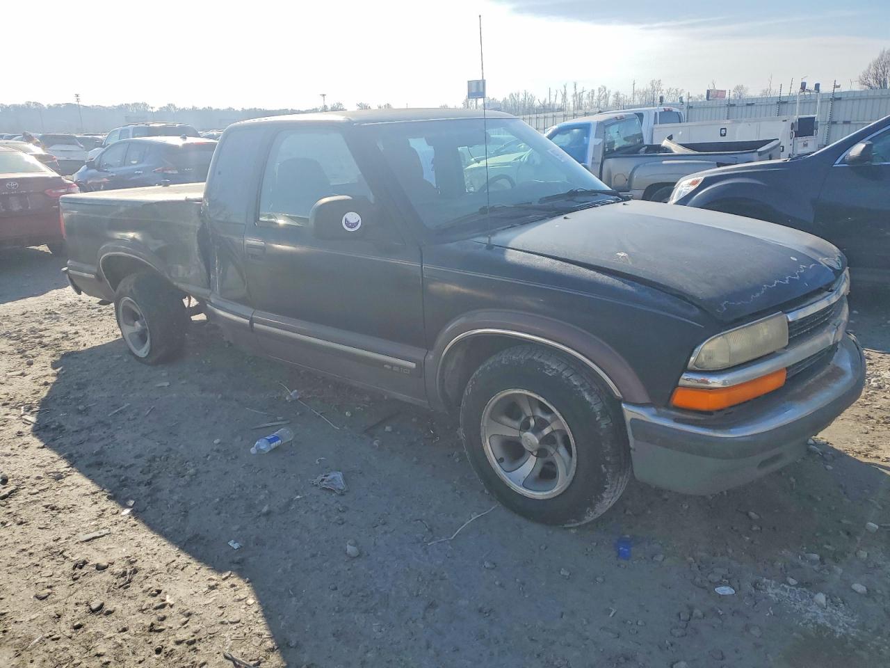 1998 CHEVROLET S TRUCK S10 photo 4