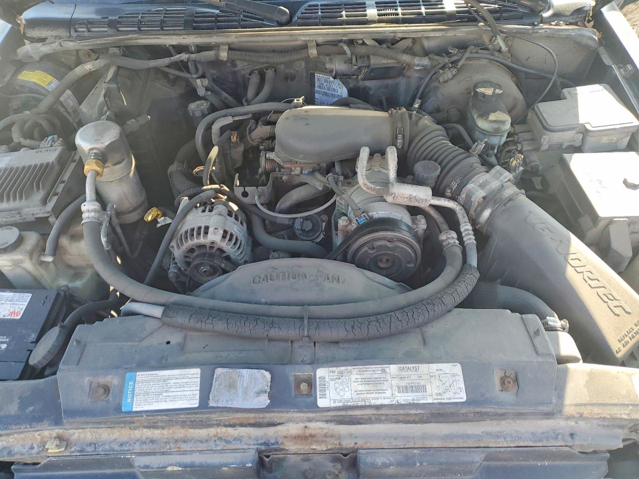 1998 CHEVROLET S TRUCK S10 photo 11