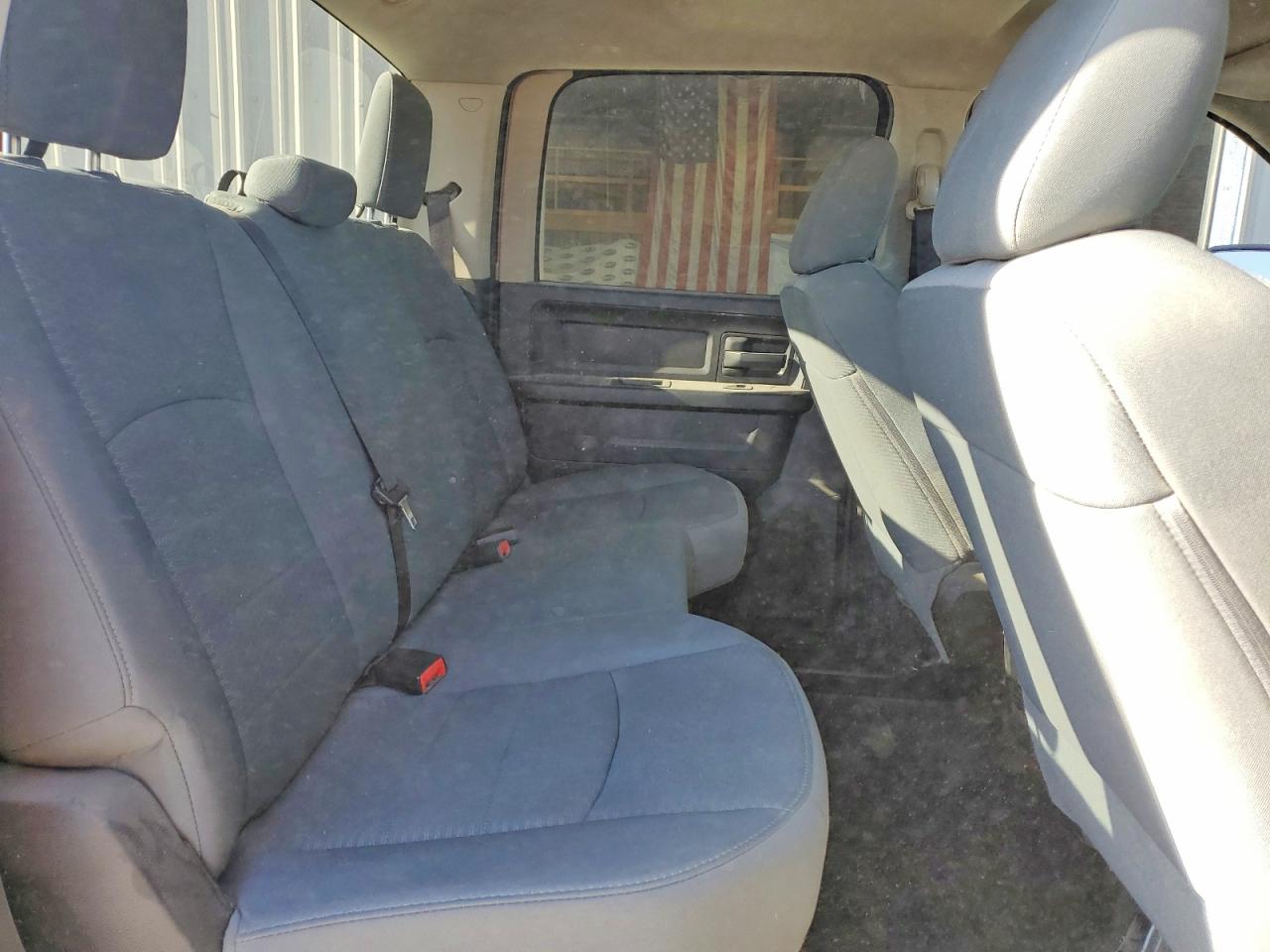 2014 RAM 1500 ST photo 10