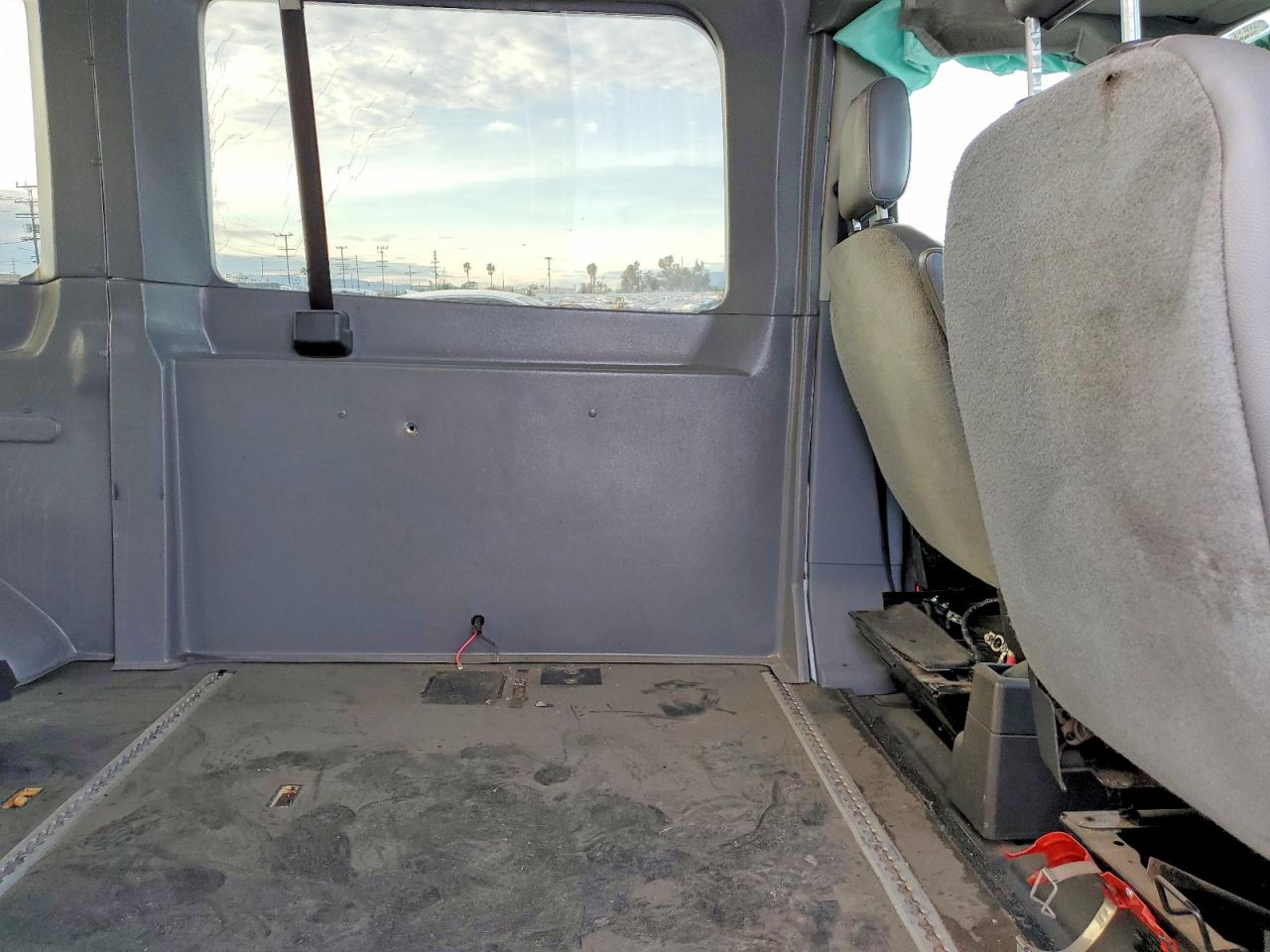 2018 FORD TRANSIT T-150 photo 11