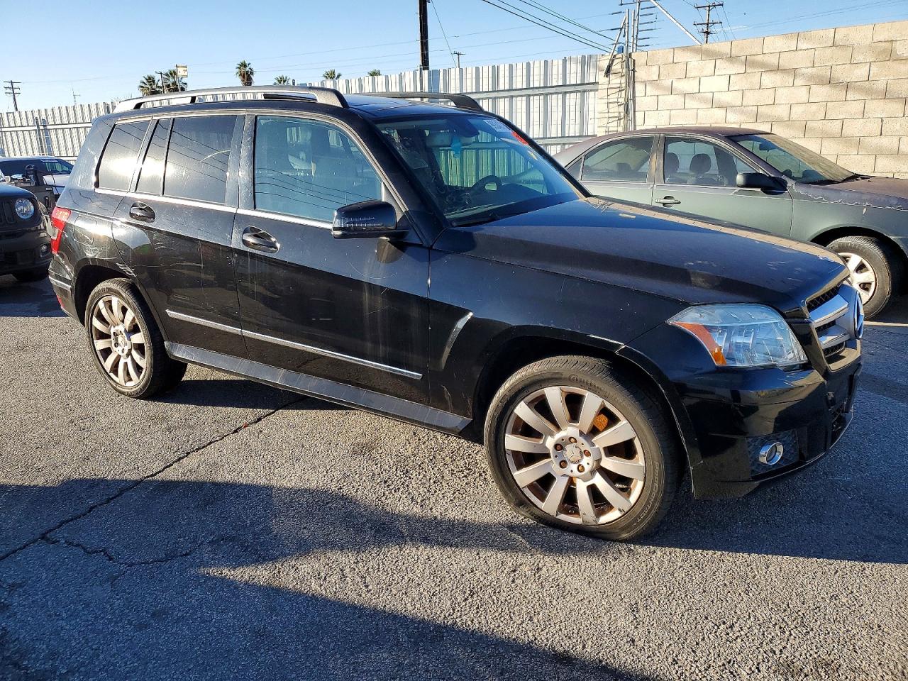 2010 MERCEDES-BENZ GLK 350 photo 4