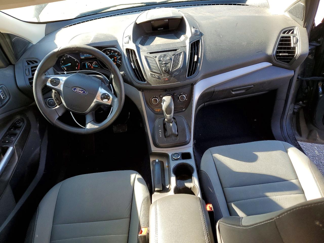 2016 FORD ESCAPE SE photo 8