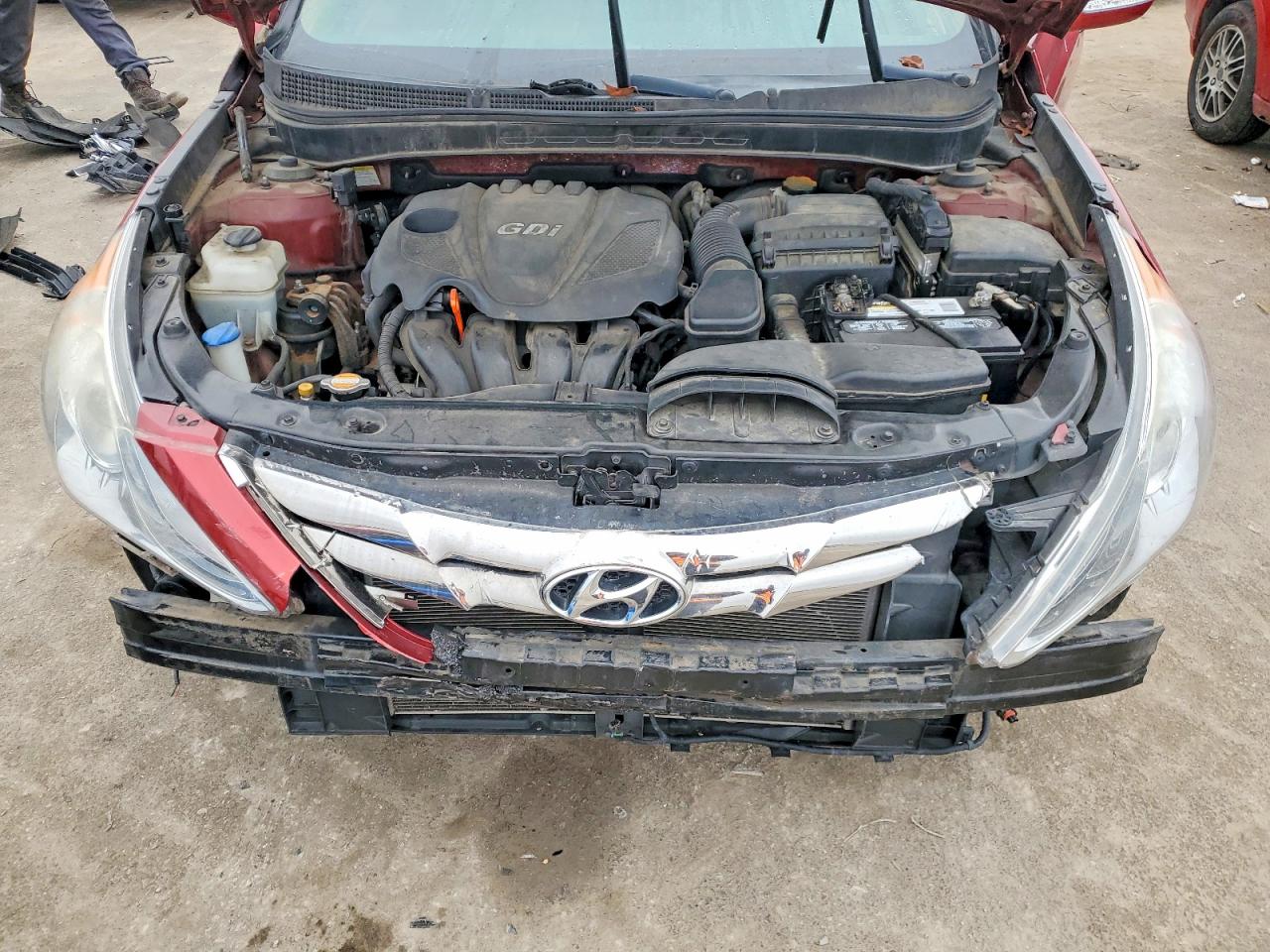 2013 HYUNDAI SONATA SE photo 11