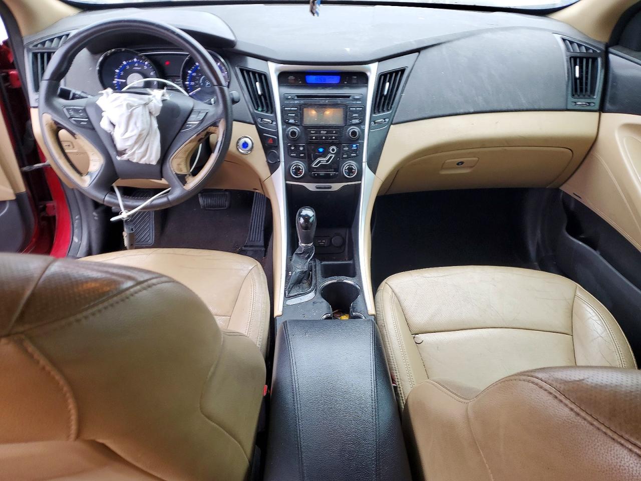 2013 HYUNDAI SONATA SE photo 8