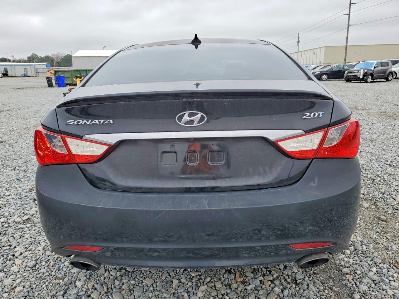 2013 HYUNDAI SONATA SE photo 6