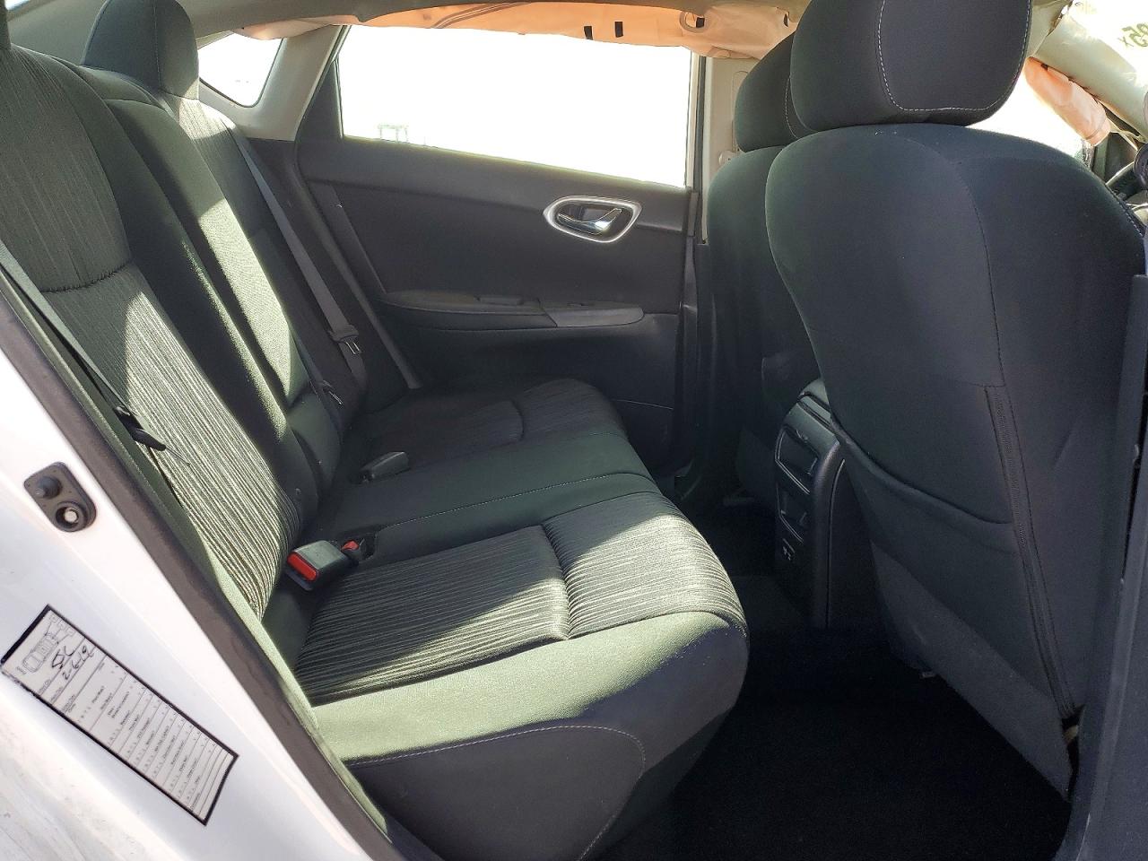 2019 NISSAN SENTRA S photo 10