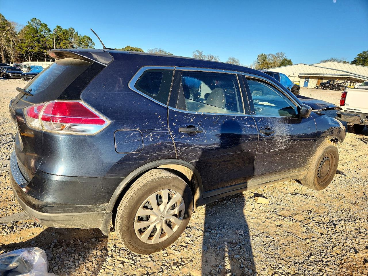 2016 NISSAN ROGUE S photo 3