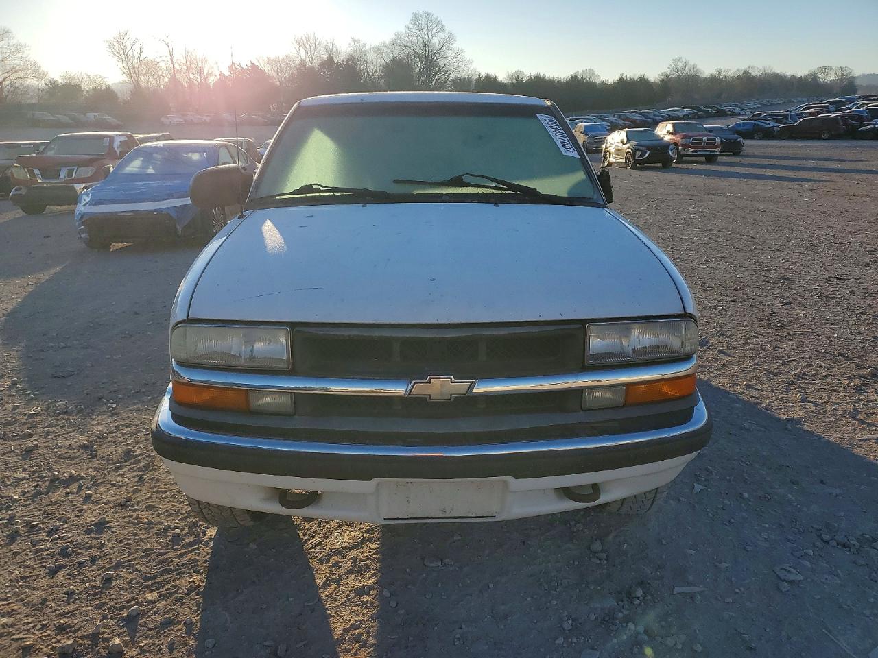 2000 CHEVROLET S TRUCK S10 photo 5