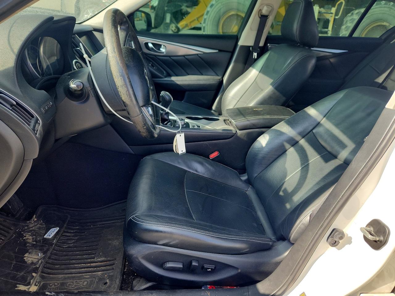 2015 INFINITI Q50 BASE photo 7