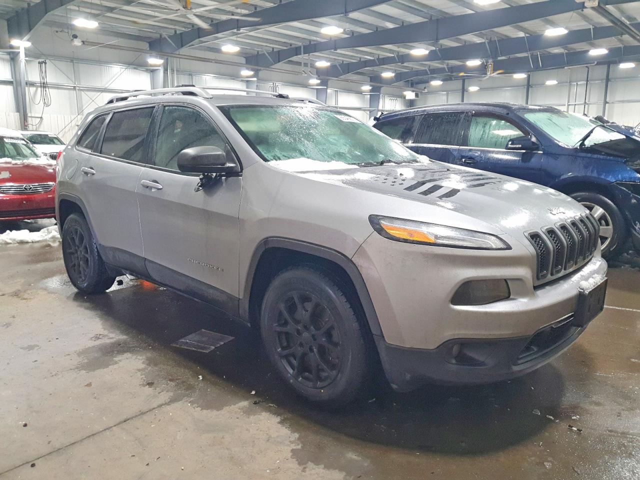2015 JEEP CHEROKEE LATITUDE photo 4